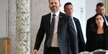 Quebec Group Pushes MNAs to Swear Oath to King